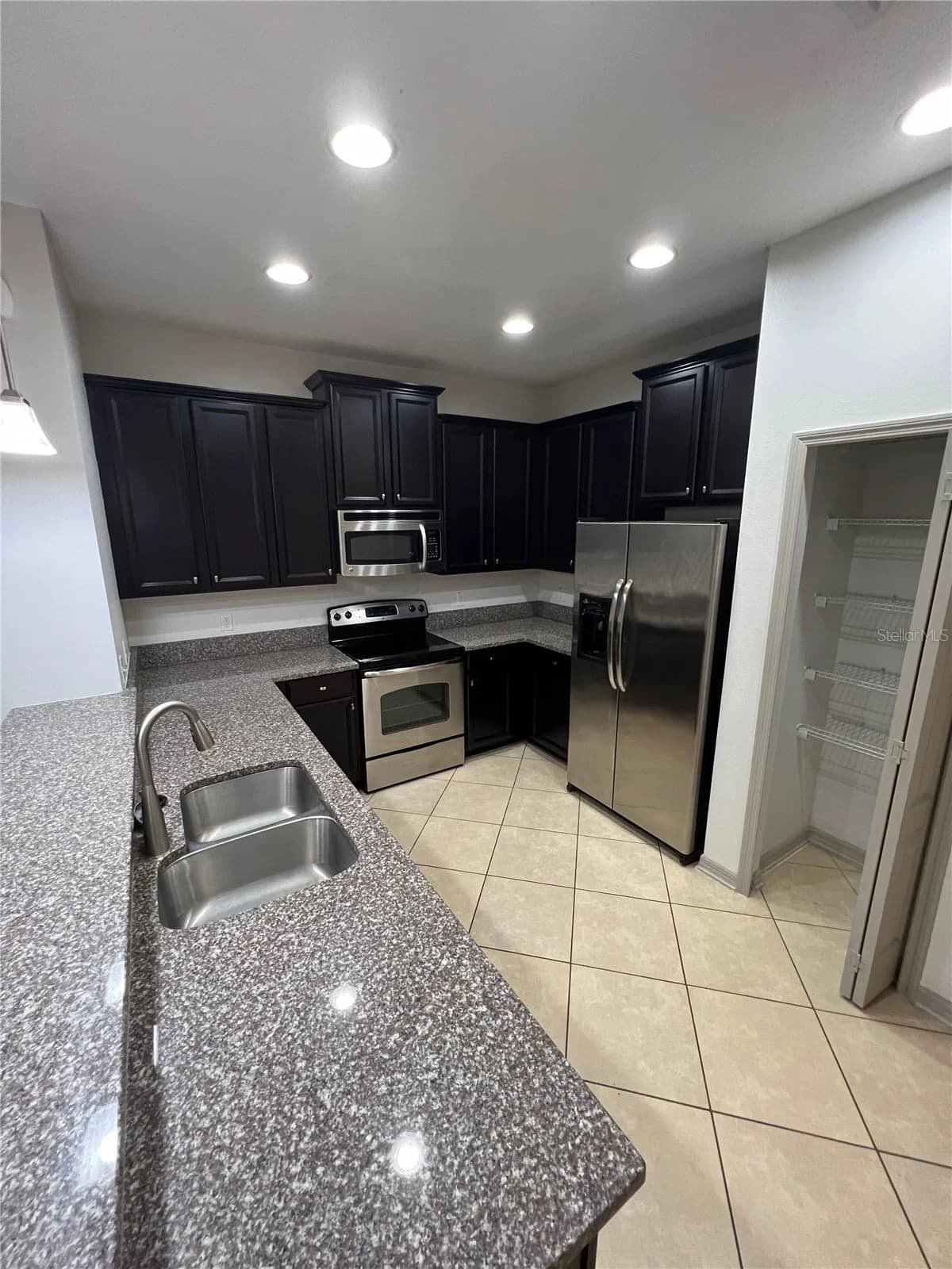 9157 SHEPTON, Orlando, FL 32825 2