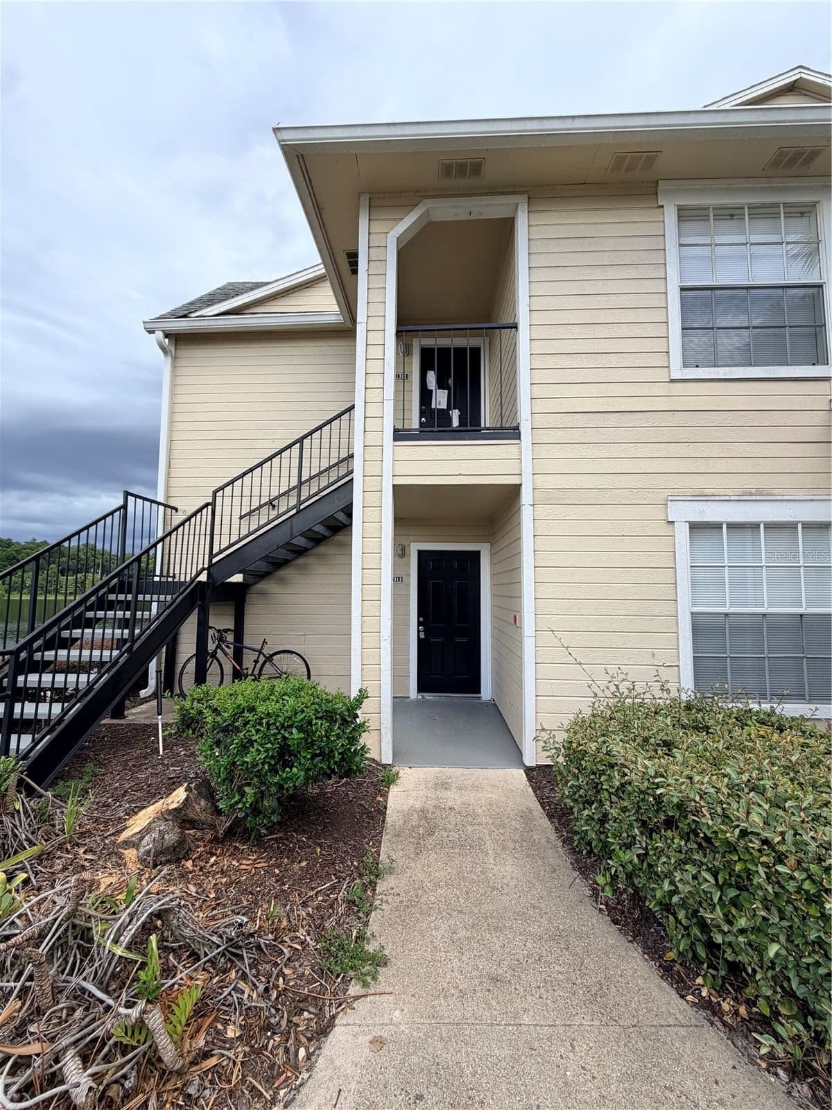 1069 HIAWASSEE, Orlando, FL 32835 2
