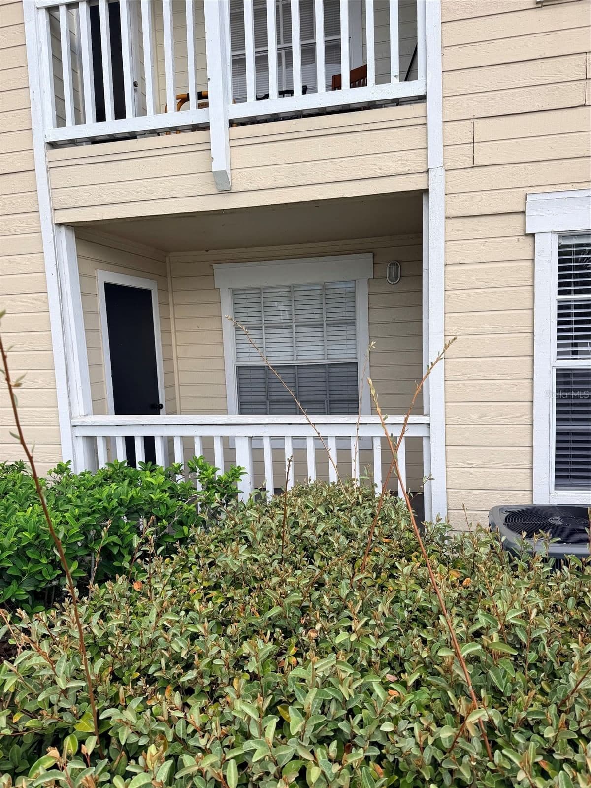 1069 HIAWASSEE, Orlando, FL 32835 3