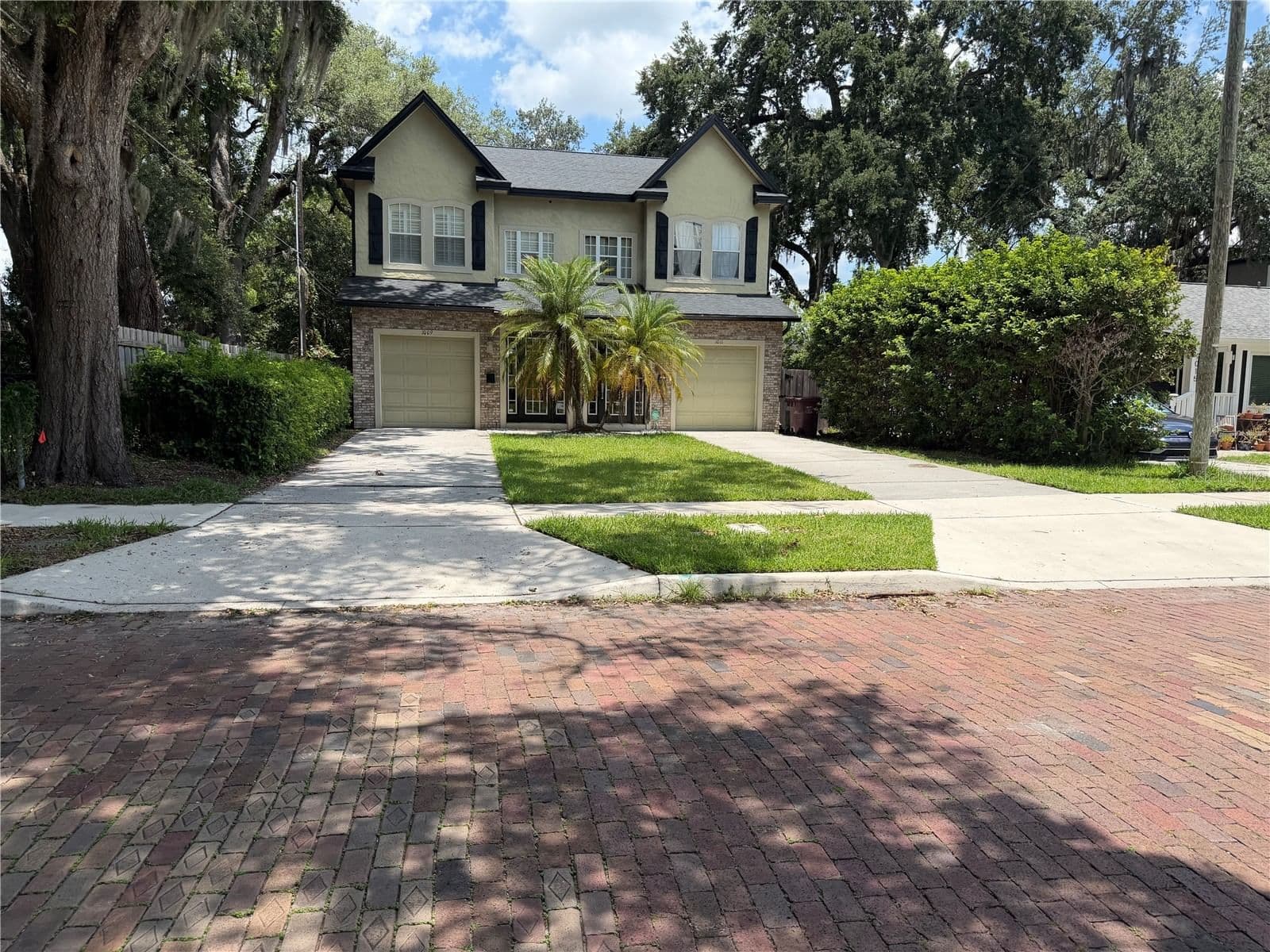 1009 ELMWOOD, Orlando, FL 32801 2