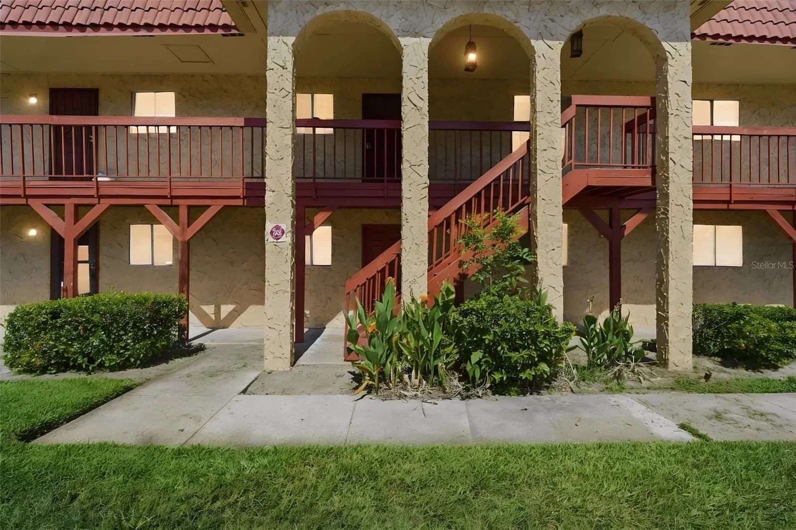 2868 POWERS, Orlando, FL 32818