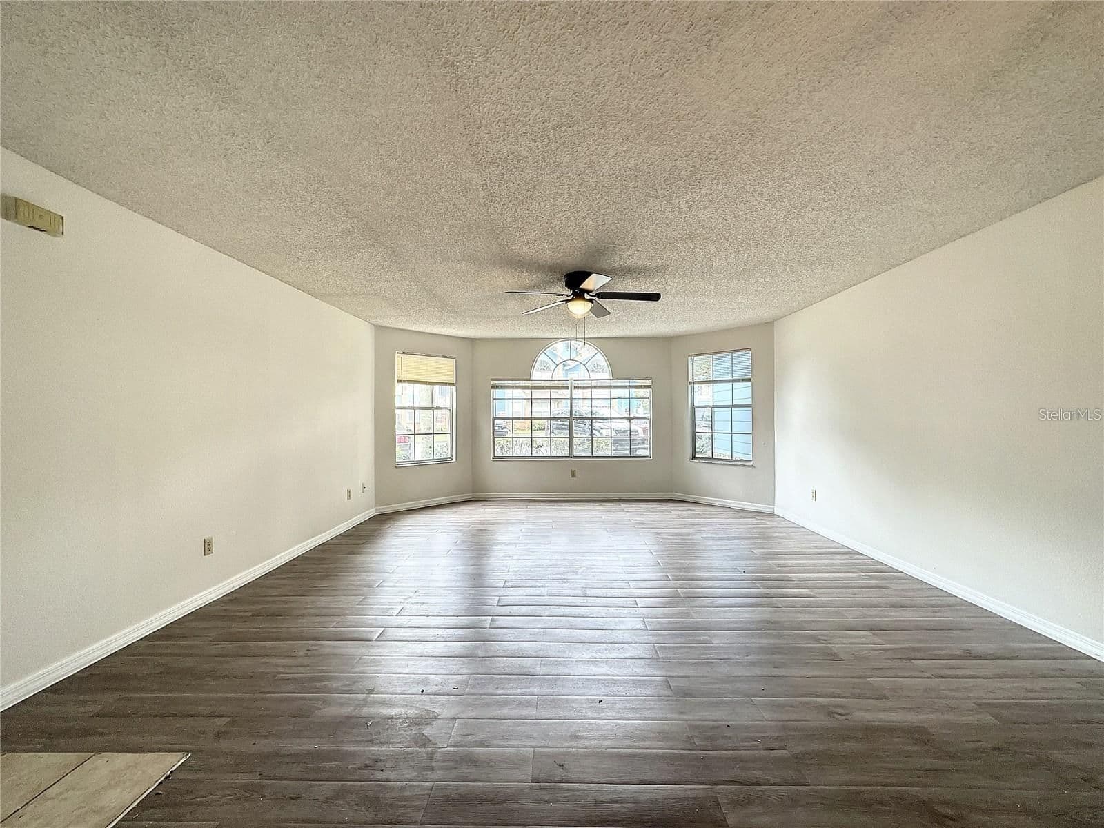 2717 N POINCIANA BLVD 3