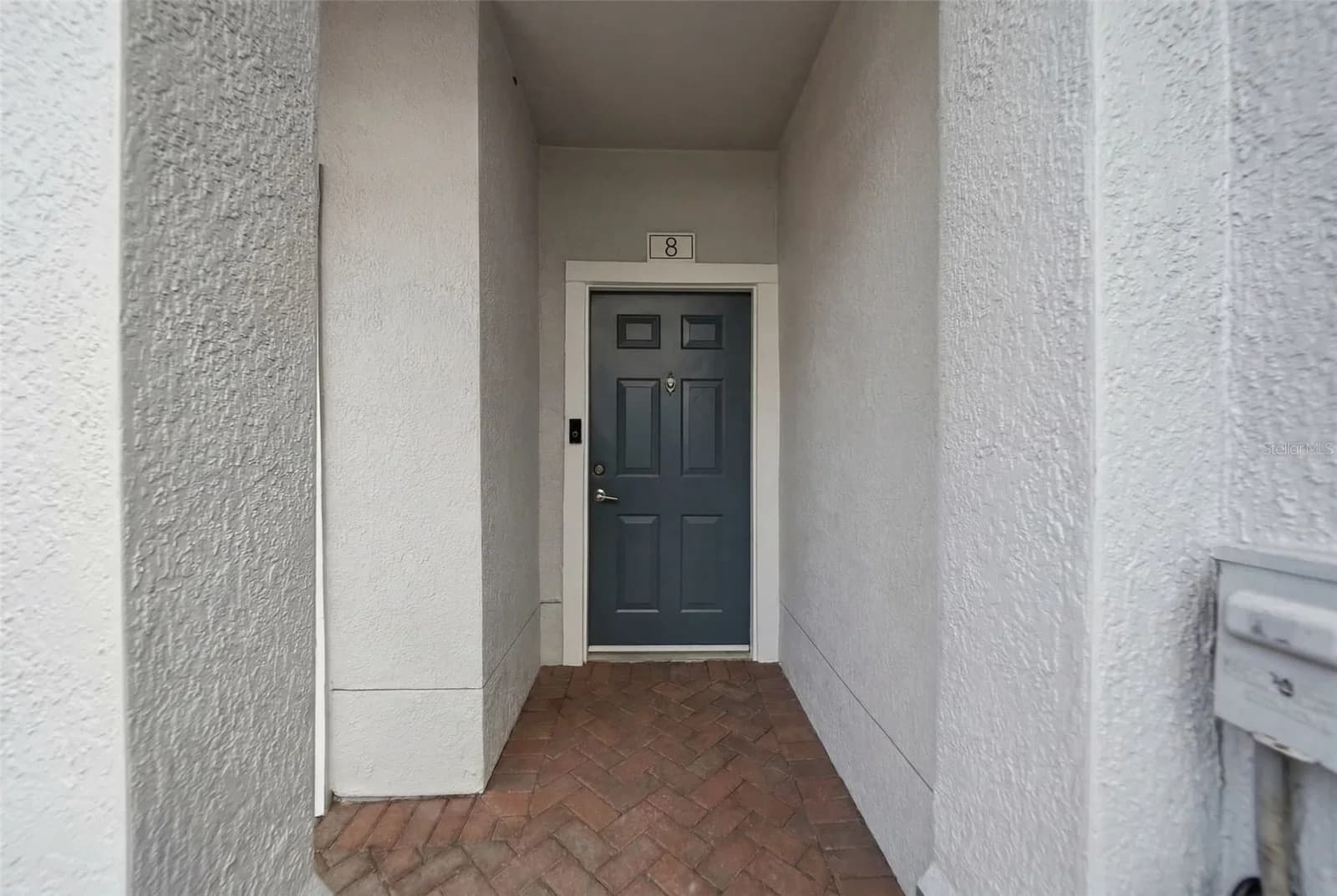 2532 GRAND CENTRAL 5