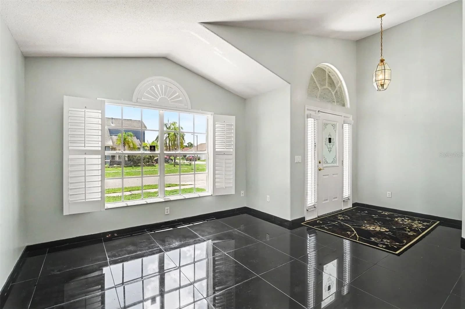 3342 CRYSTAL CREEK 4