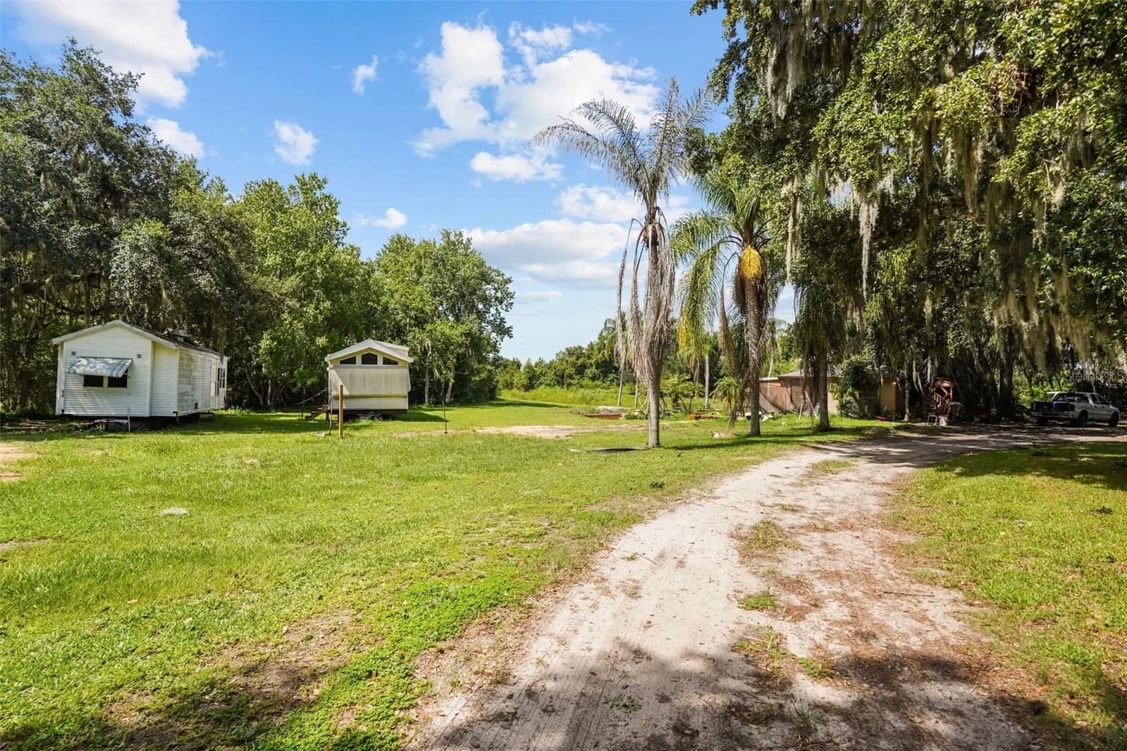 2690 LAKE 4