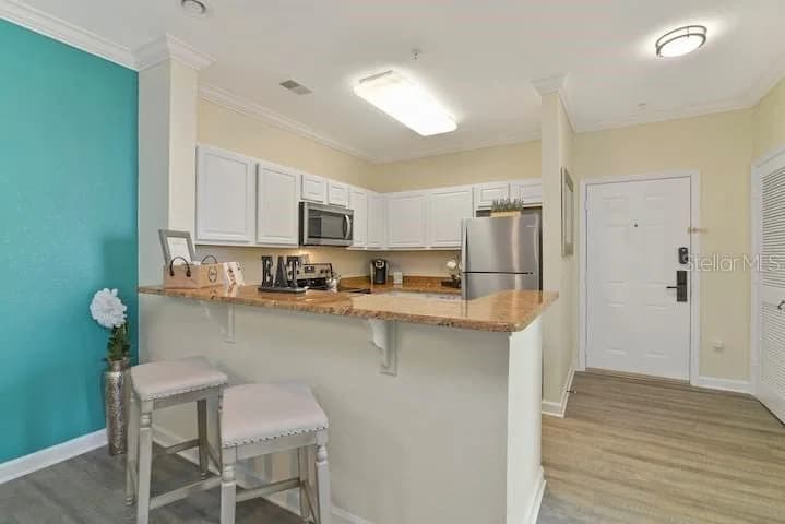 1301 TUSCAN 4