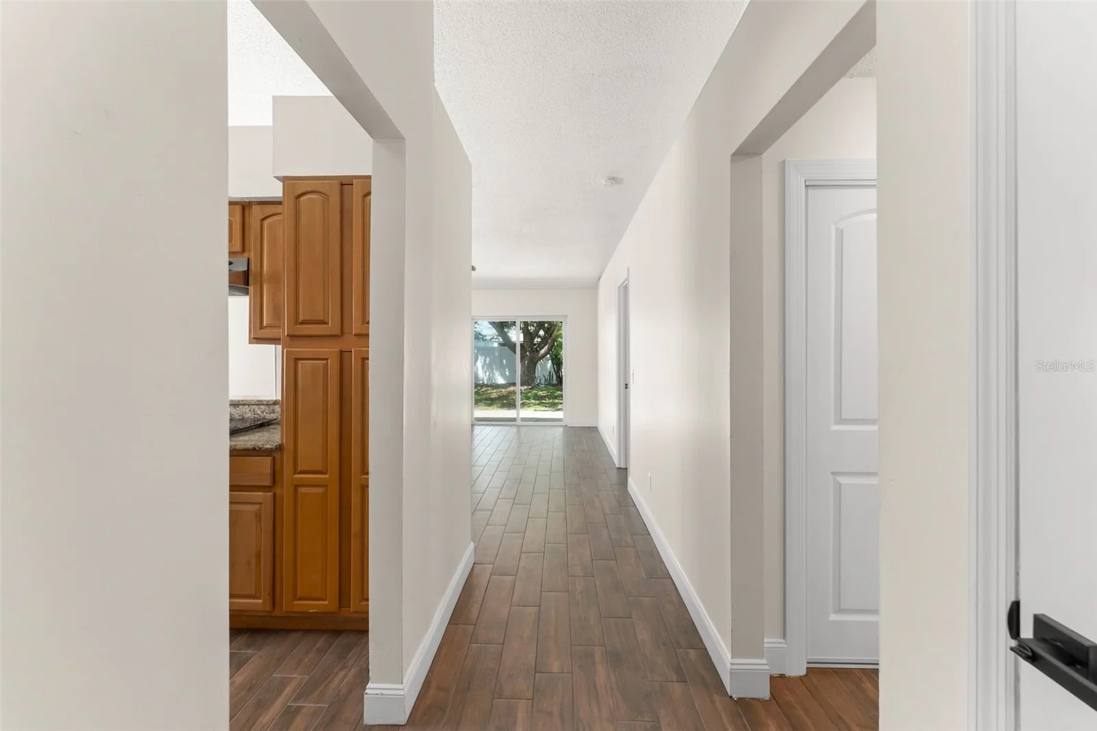 2458 LONG MEADOW 4