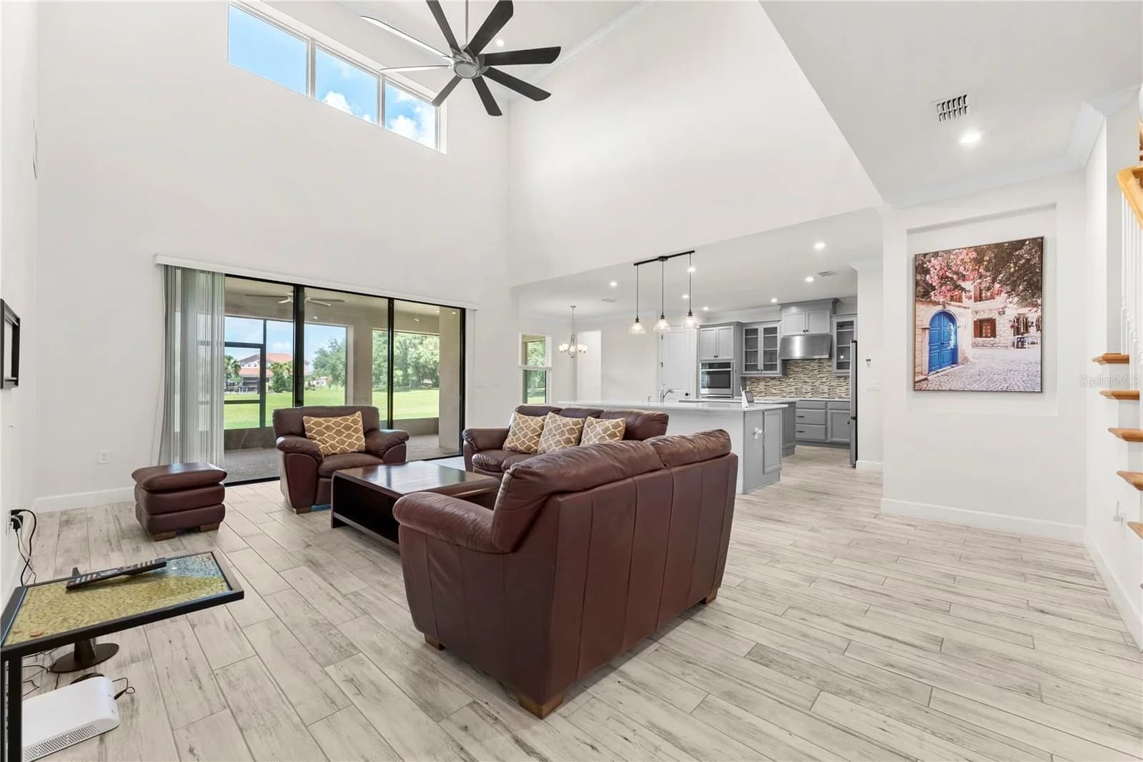 1100 WINDLASS 3