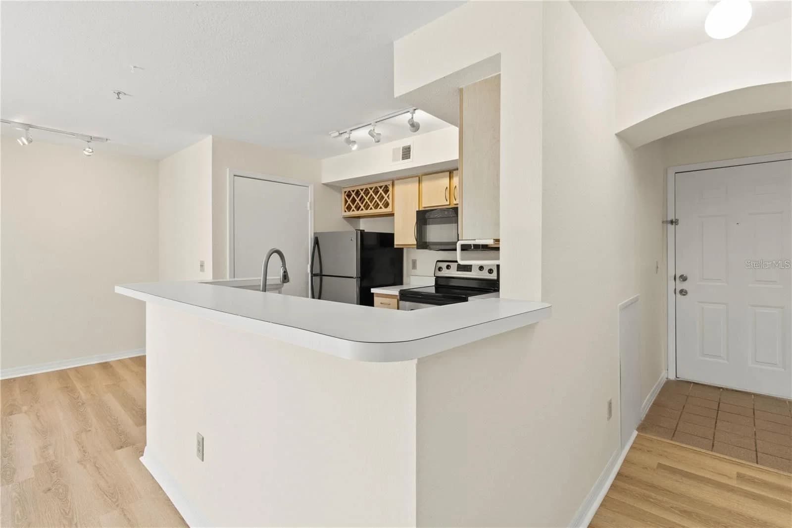 7330 WESTPOINTE 5