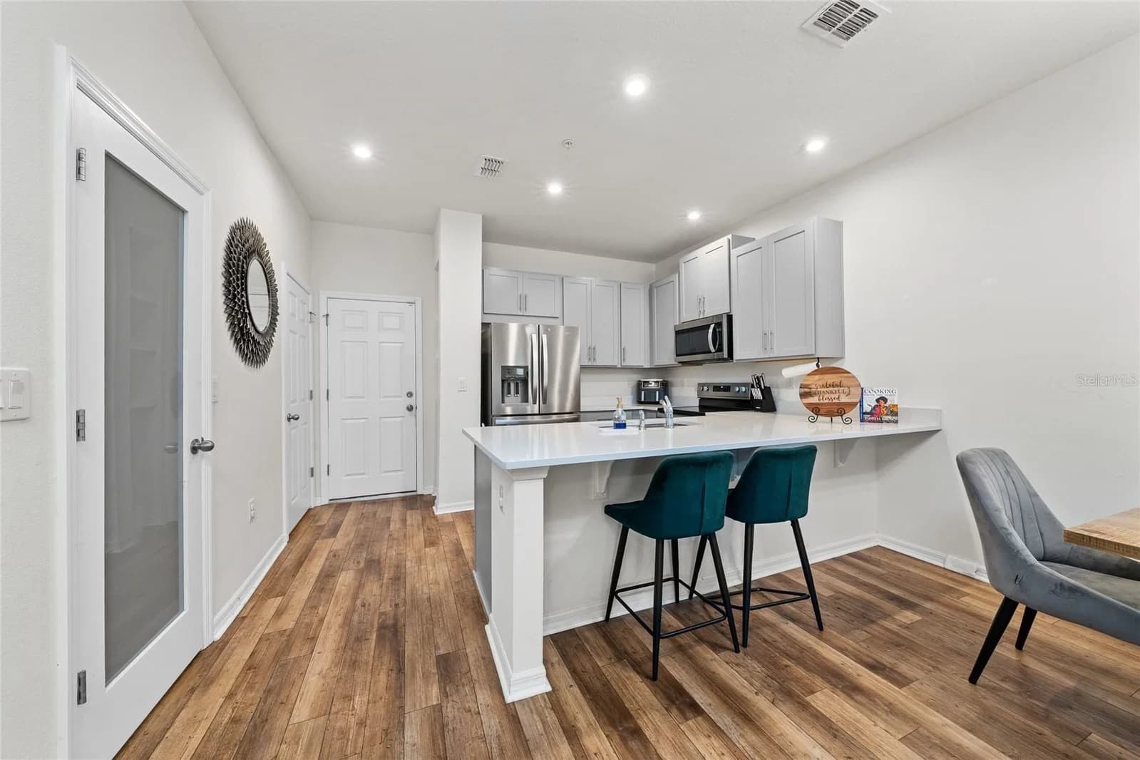 10239 HIGHLINE CREST 5