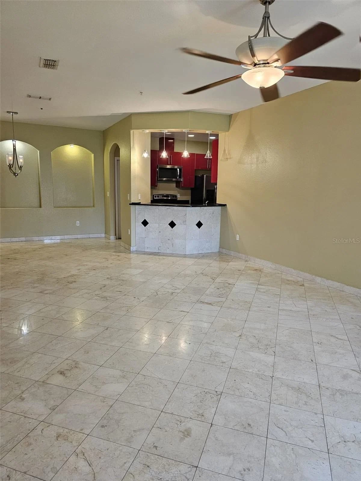 3321 WHITESTONE 4