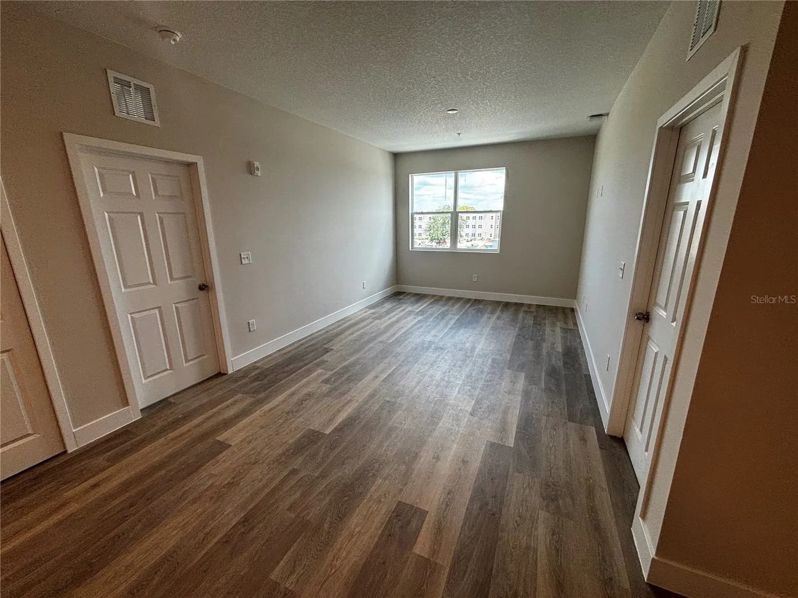4424 TEXAS, Orlando, FL 32839 2
