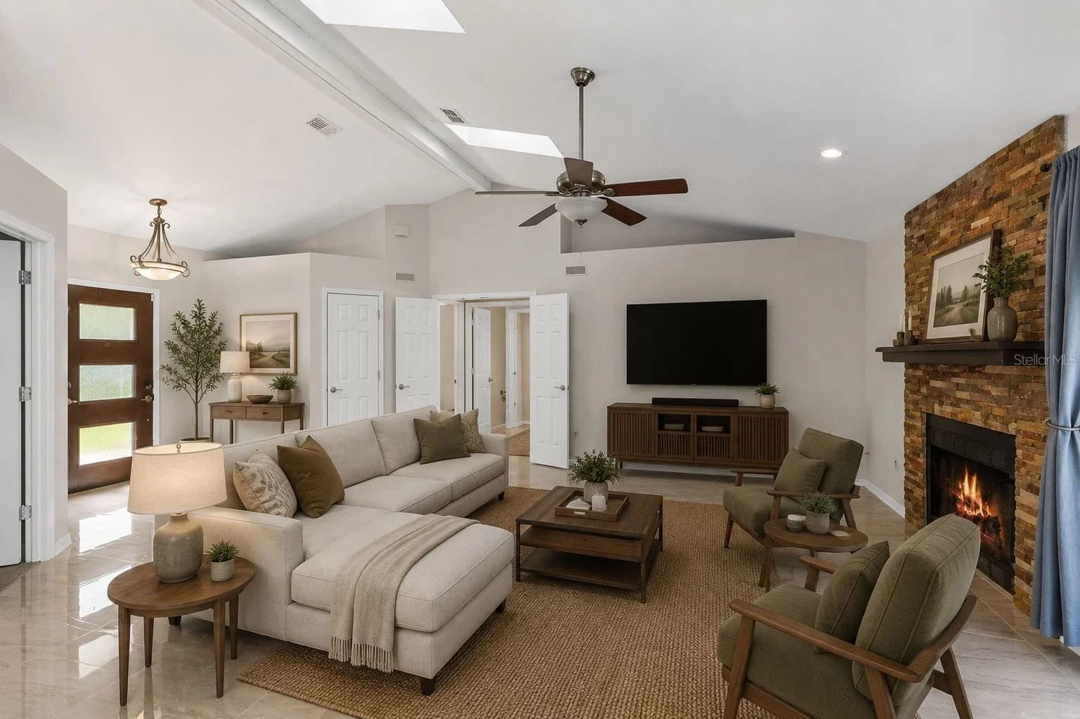 2780 PASEO 4