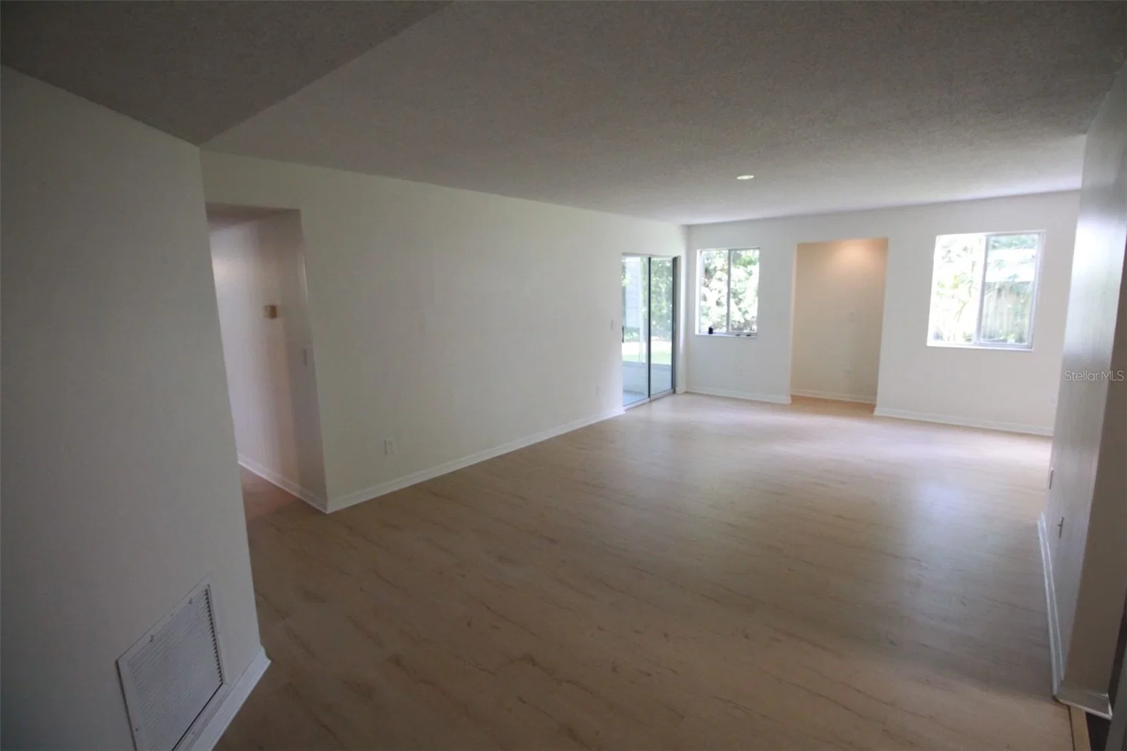 5301 WHITE CLIFF, Orlando, FL 32812 3