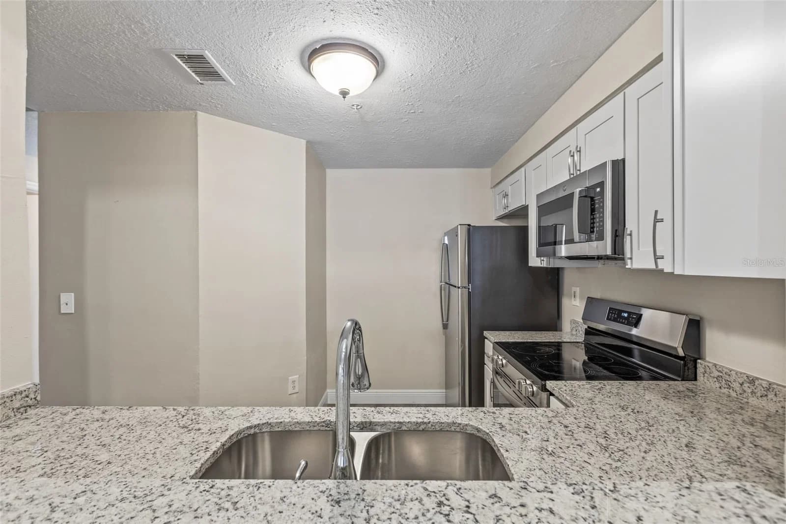 10855 WINDSOR WALK 5