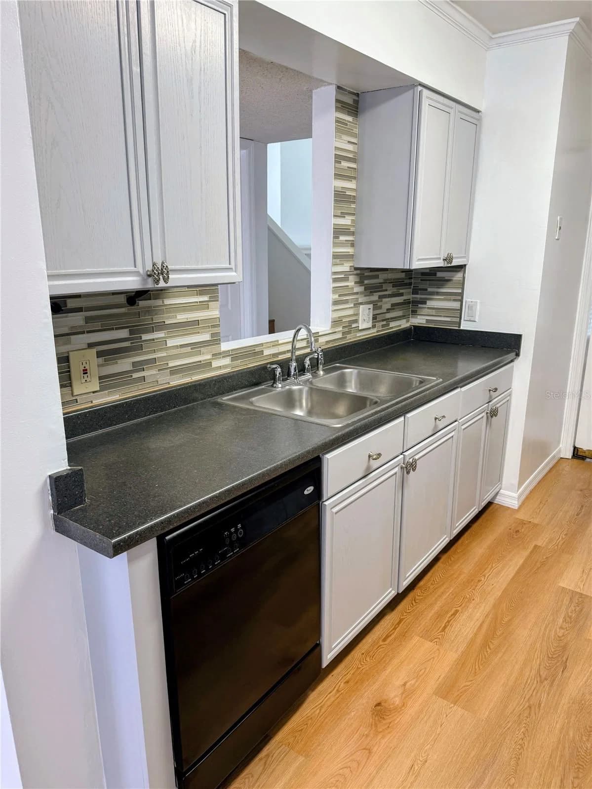 4424 DUNWOODY 4