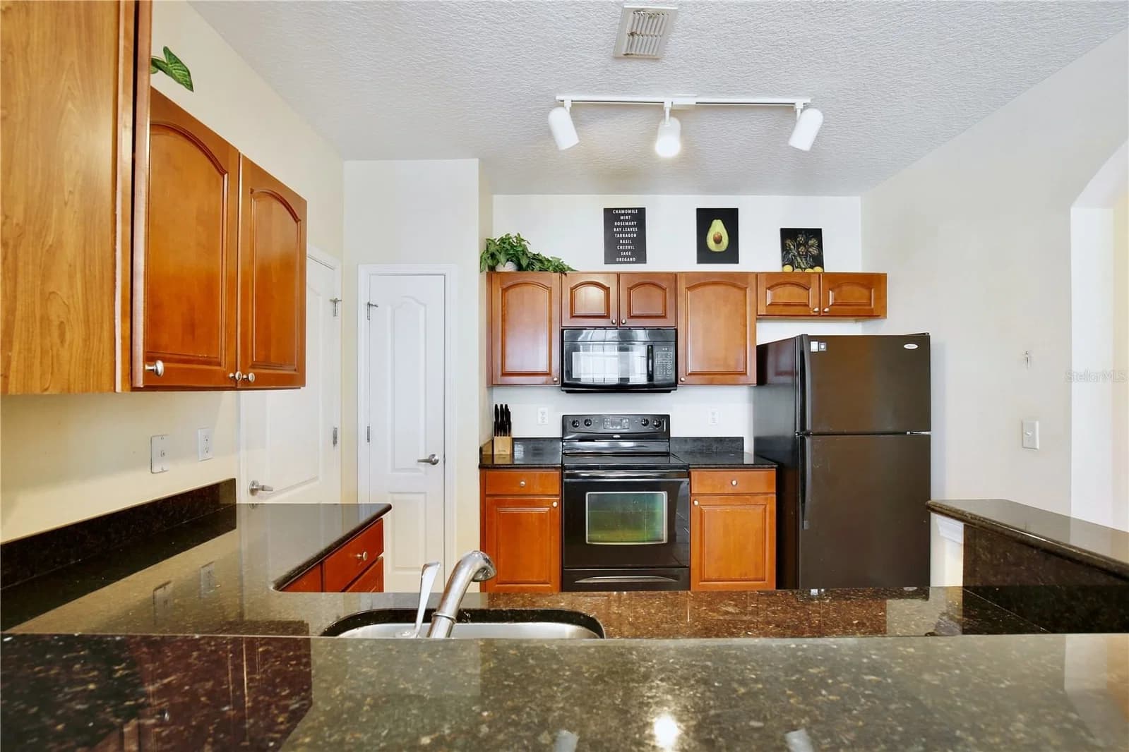 5255 CANE ISLAND 5