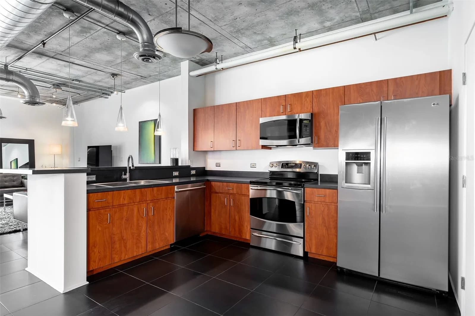 10 SUMMERLIN 5