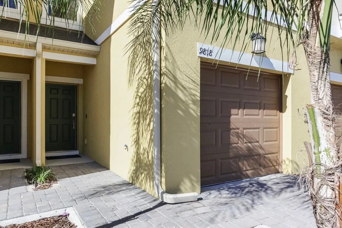 9818 RED EAGLE, Orlando, FL 32825 2