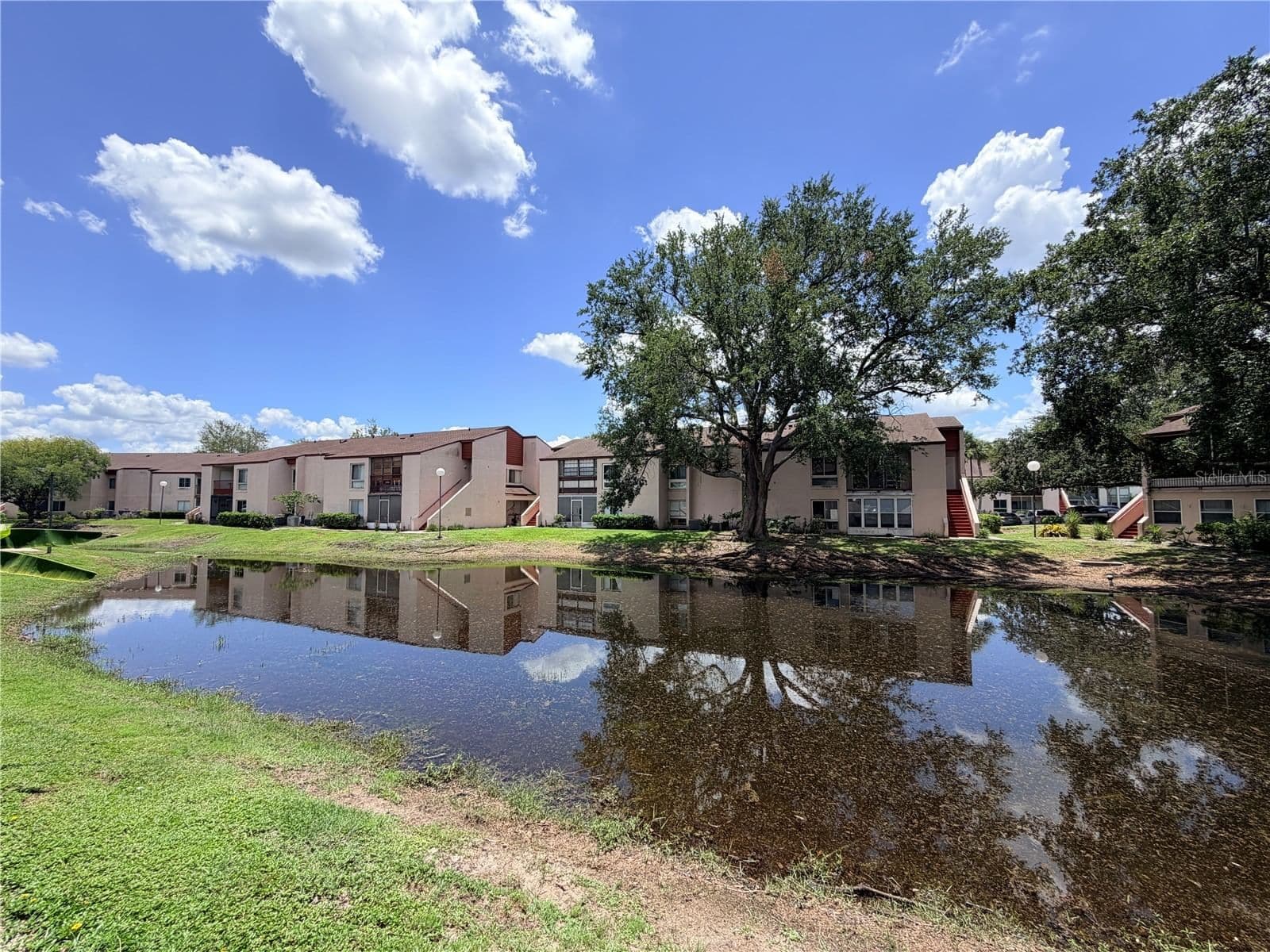 2562 LAKEWAY BRANCH DRIVE 4