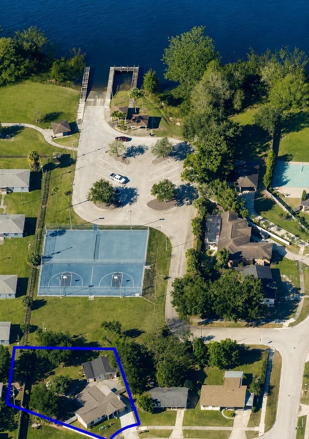 632 MAYS, Orlando, FL 32805 2