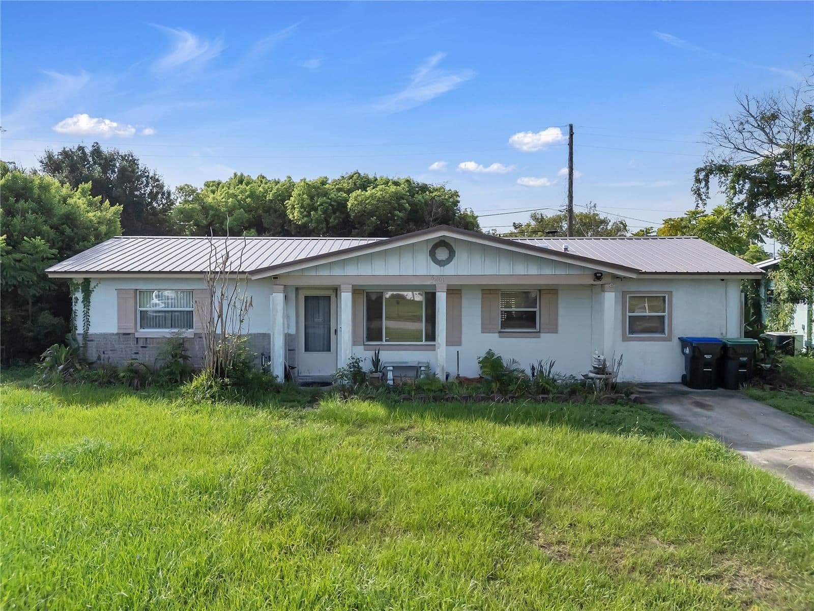 6201 ANTILLA, Orlando, FL 32809 2