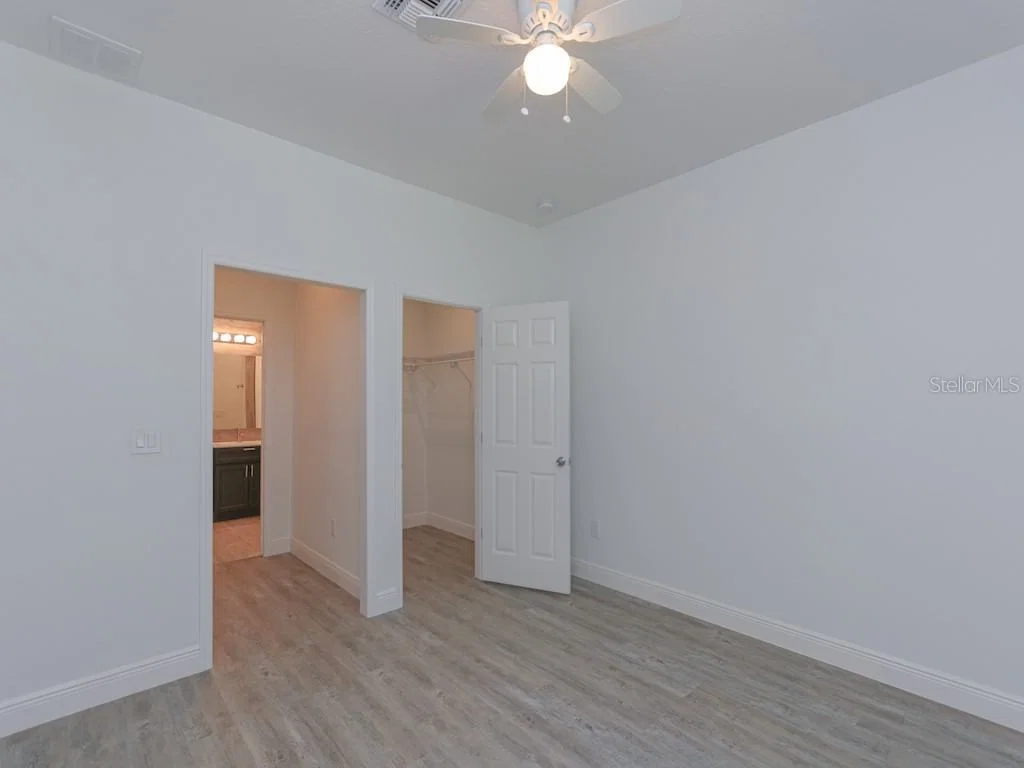 2831 LIVINGSTON, Orlando, FL 32805 3
