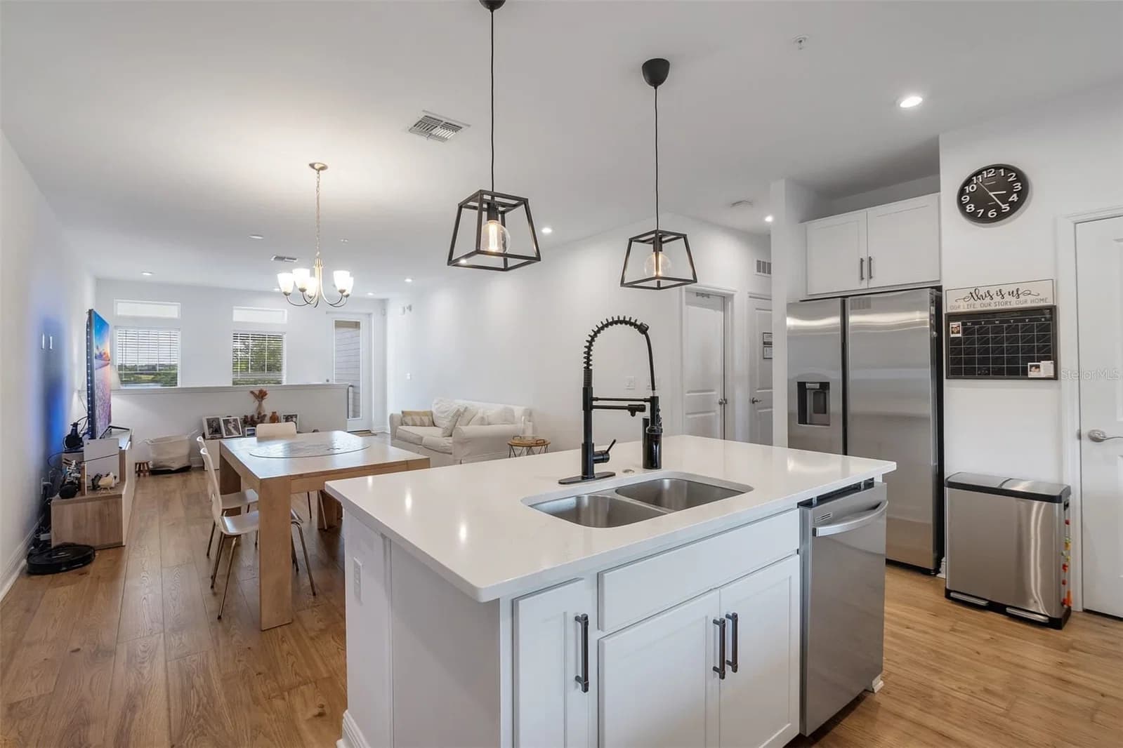 7251 NEMOURS 4