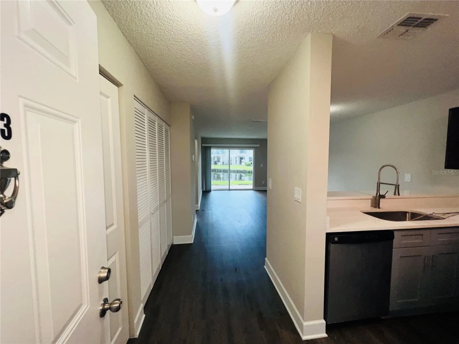 2556 WOODGATE, Orlando, FL 32822 3