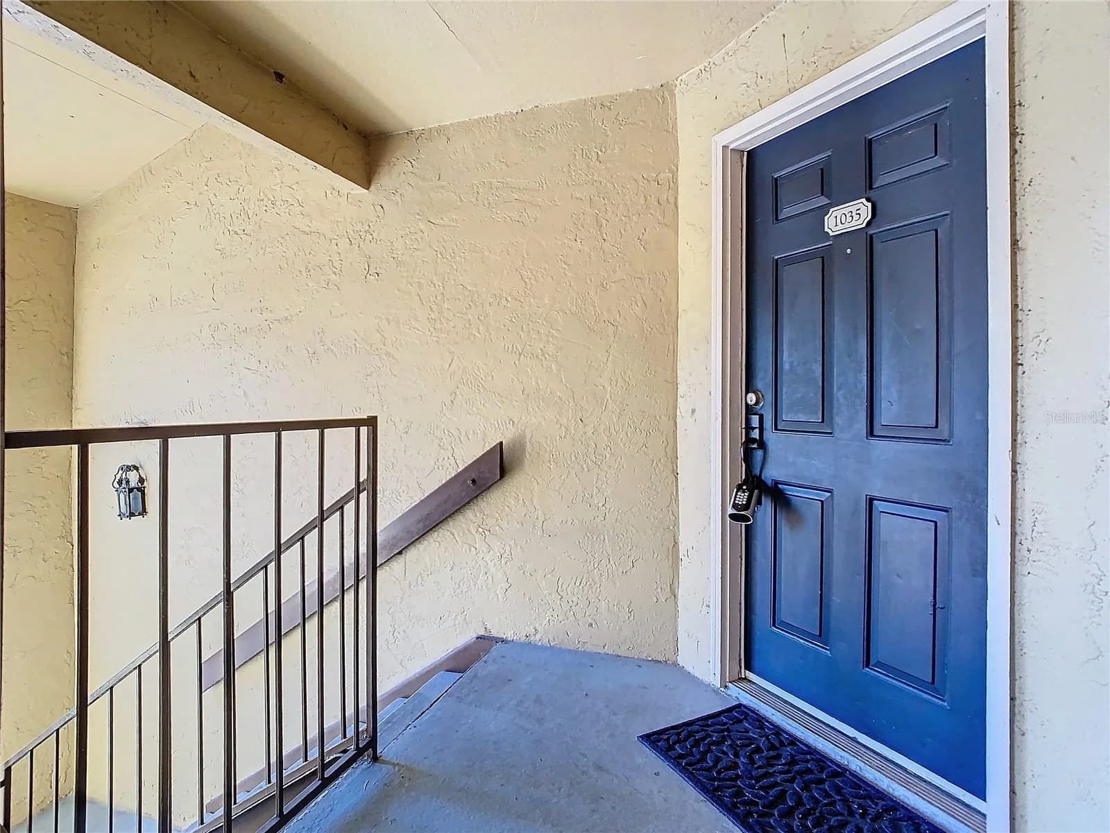 5144 CONROY, Orlando, FL 32811 2