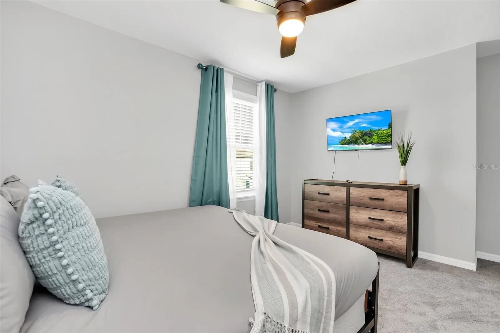 2131 DERWENT 4