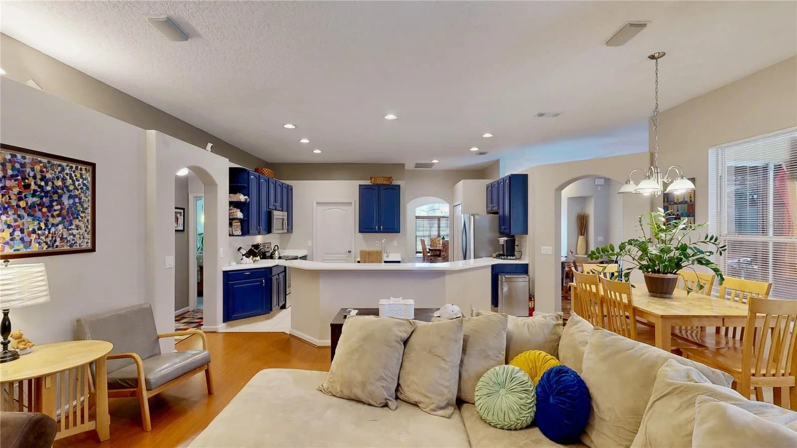 9101 WOODBRIDGE OAK 5