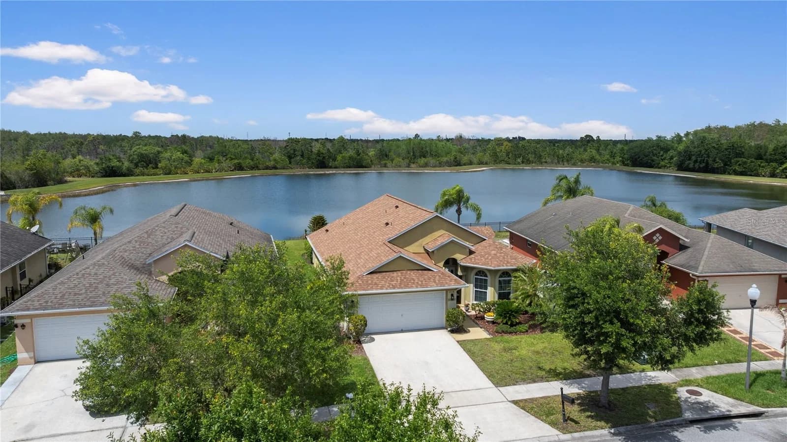 2378 BREWERTON, Orlando, FL 32824 3