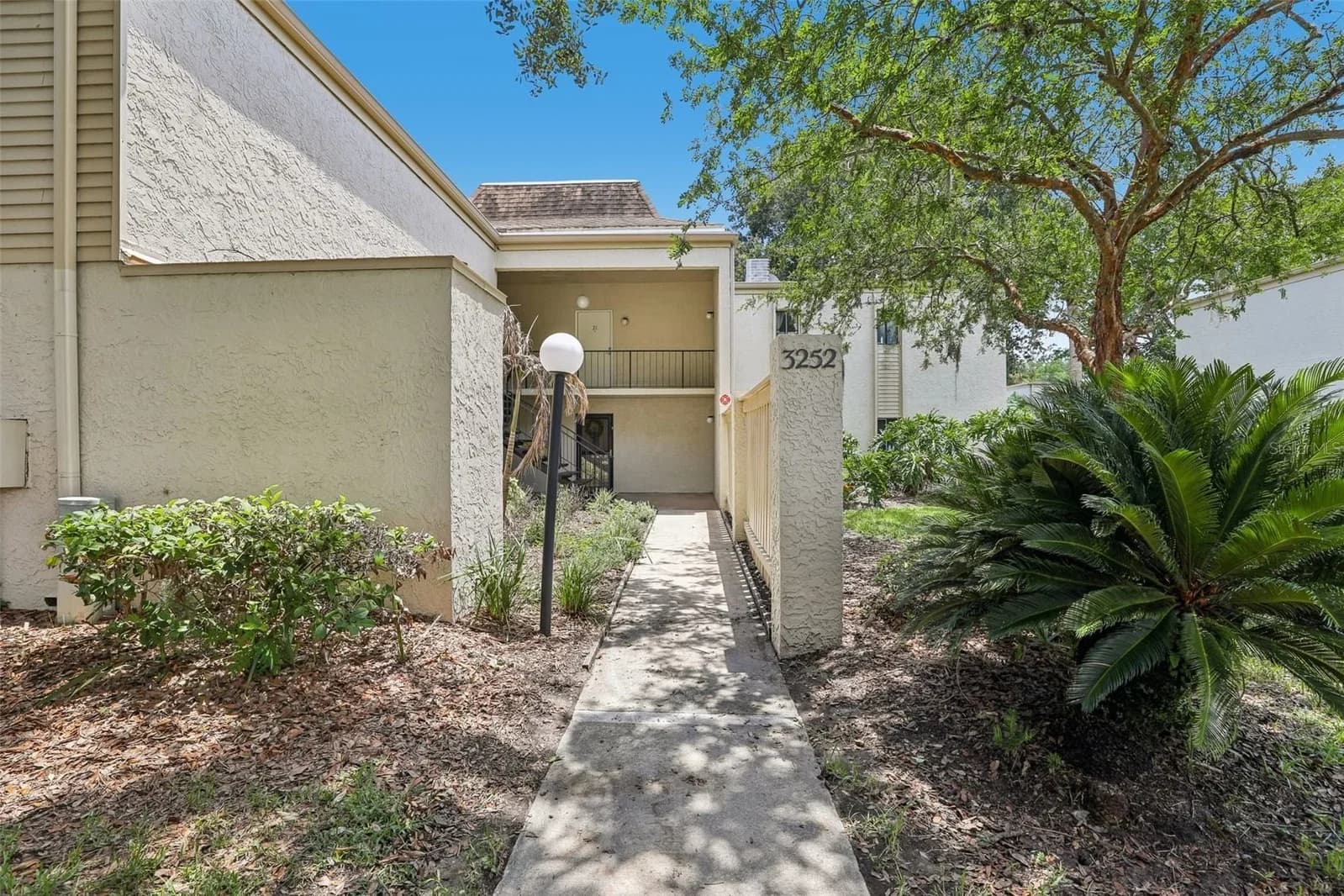 3252 SEMORAN, Orlando, FL 32822