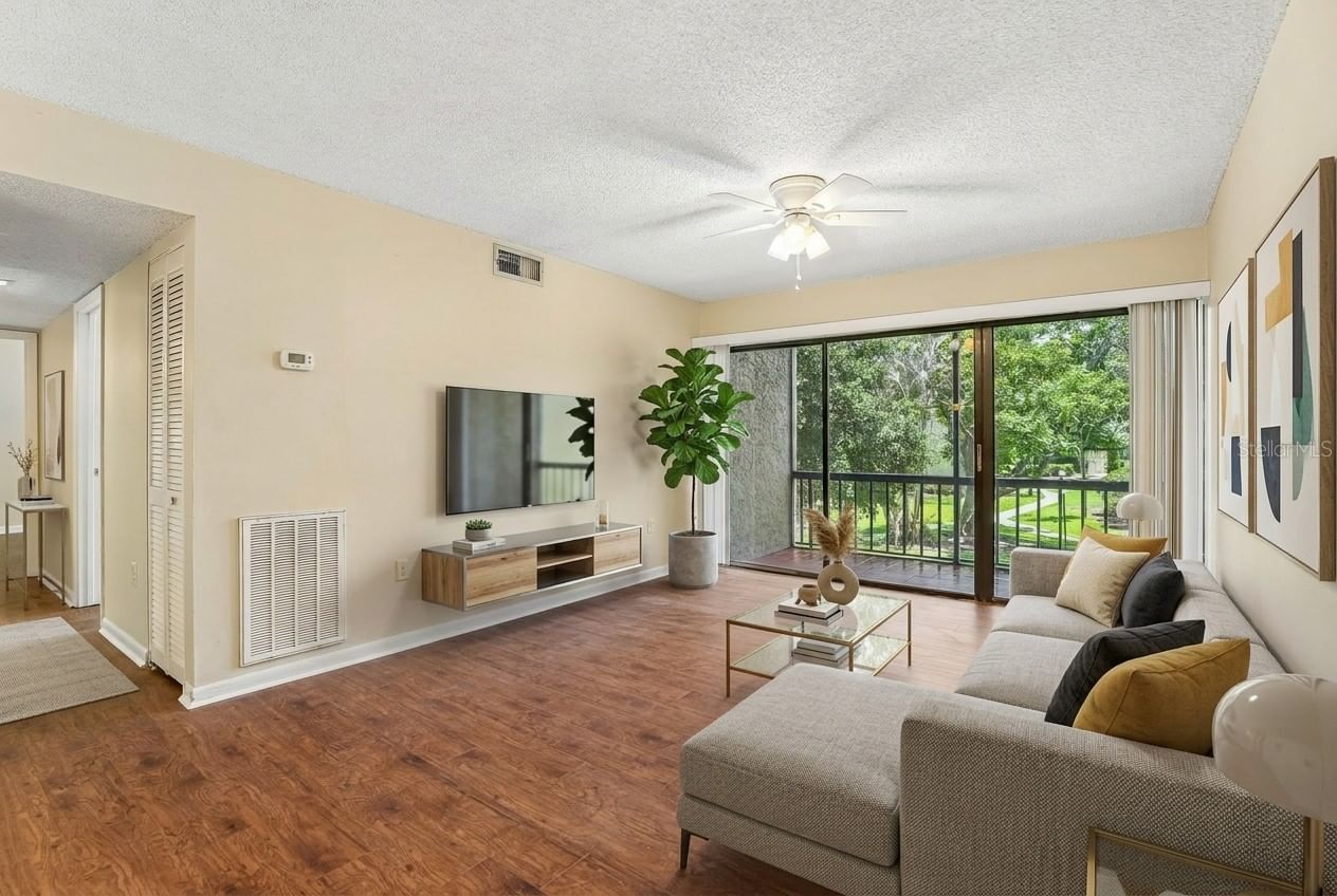 3252 SEMORAN, Orlando, FL 32822 2
