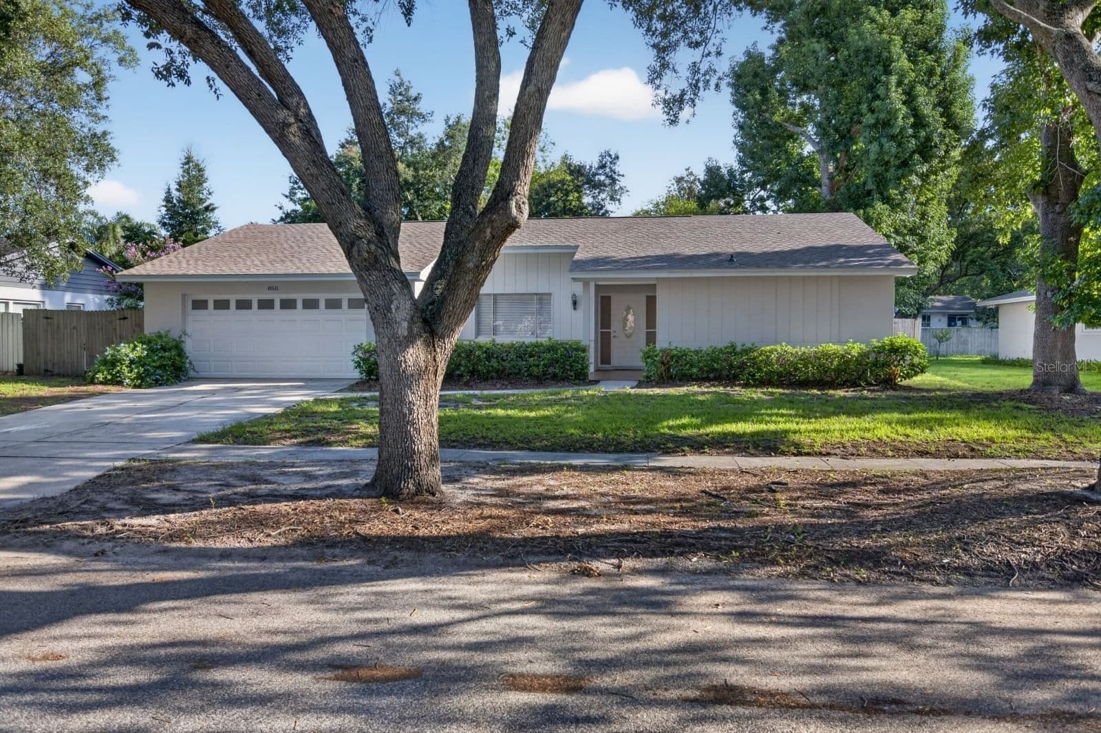 8511 SHADY GLEN 4
