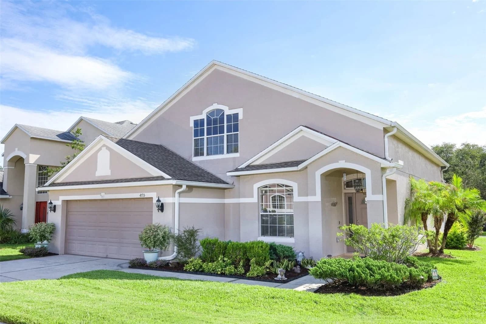 4715 AGUILA, Orlando, FL 32826 3