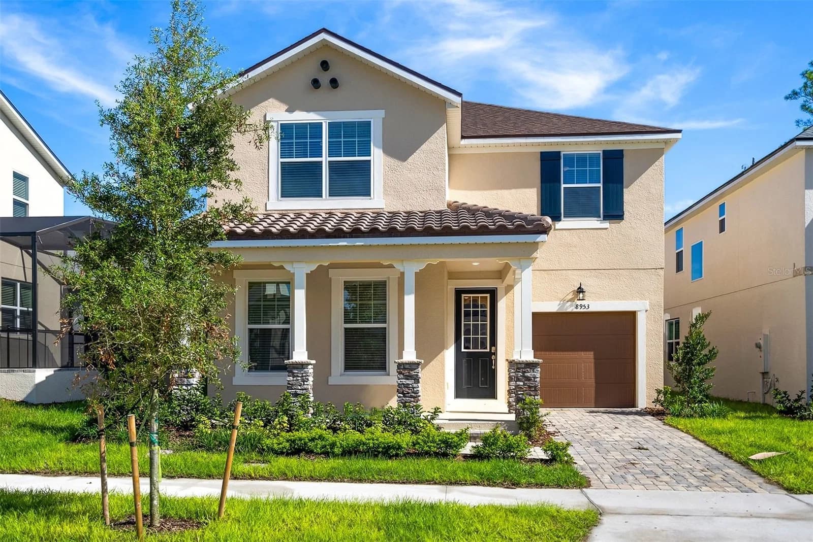 8953 COCONUT BREEZE 2