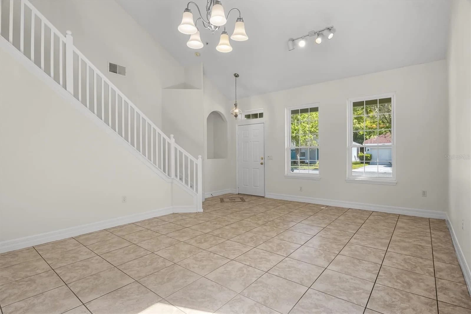 10550 EASTPARK WOODS 5