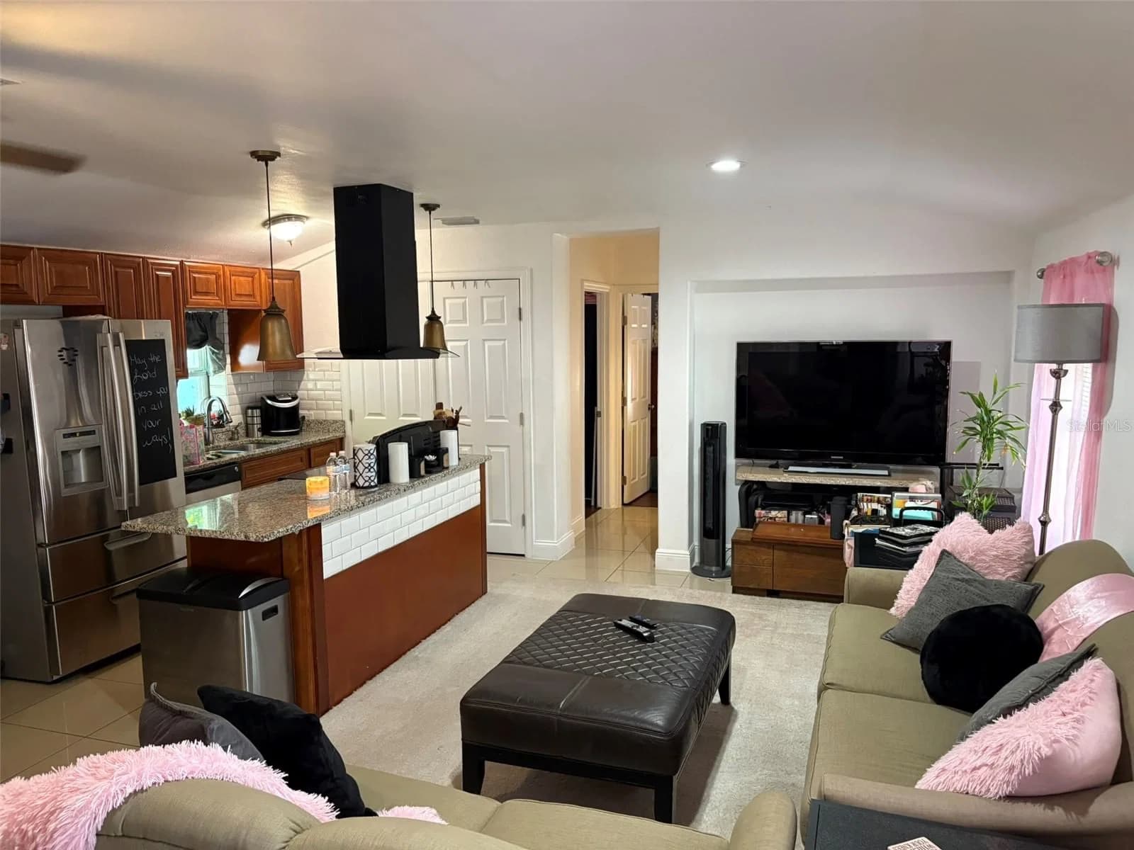 2415 MAYER, Orlando, FL 32806 3
