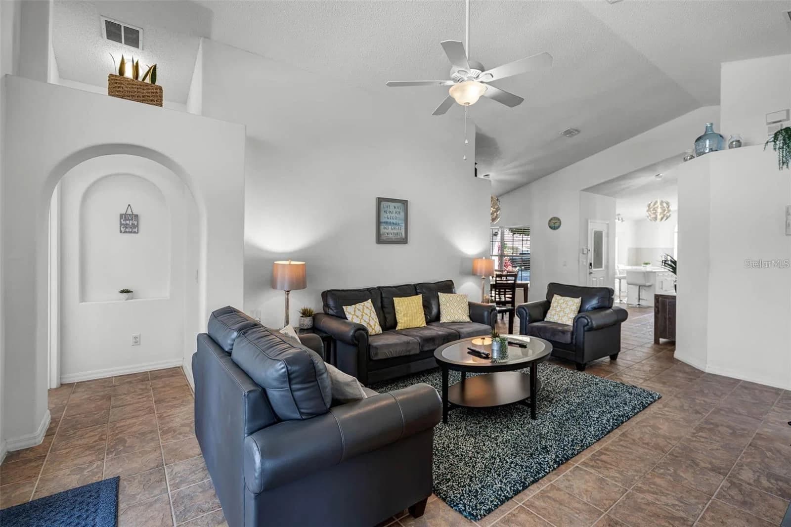 8065 INDIAN CREEK 3