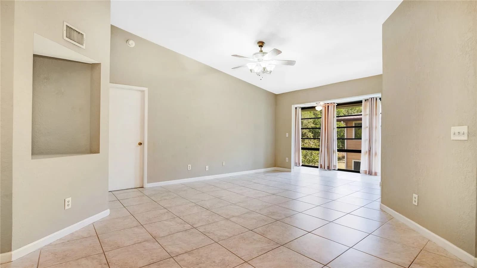 6019 SCOTCHWOOD, Orlando, FL 32822 3