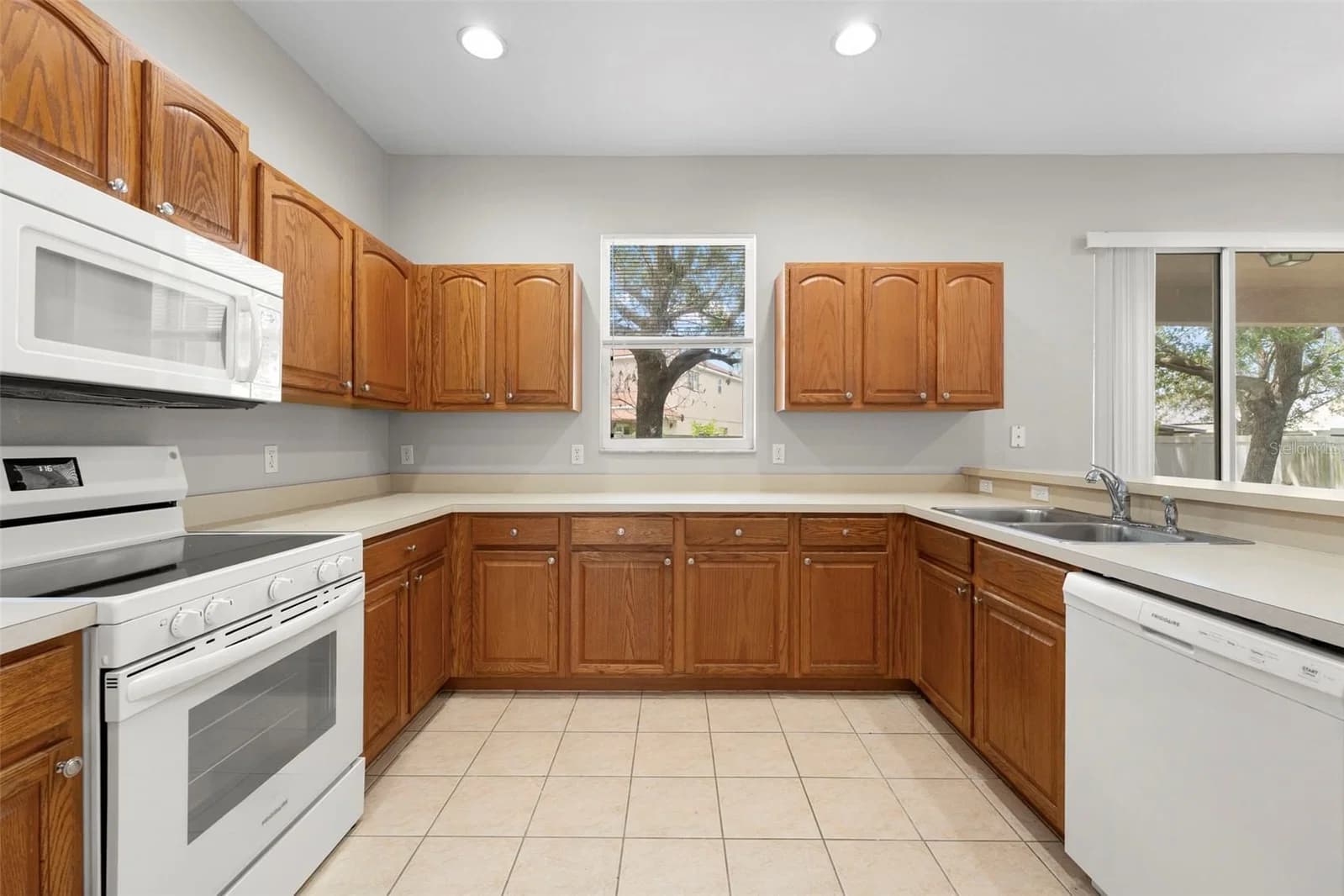 10215 CYPRESS KNEE, Orlando, FL 32825 2