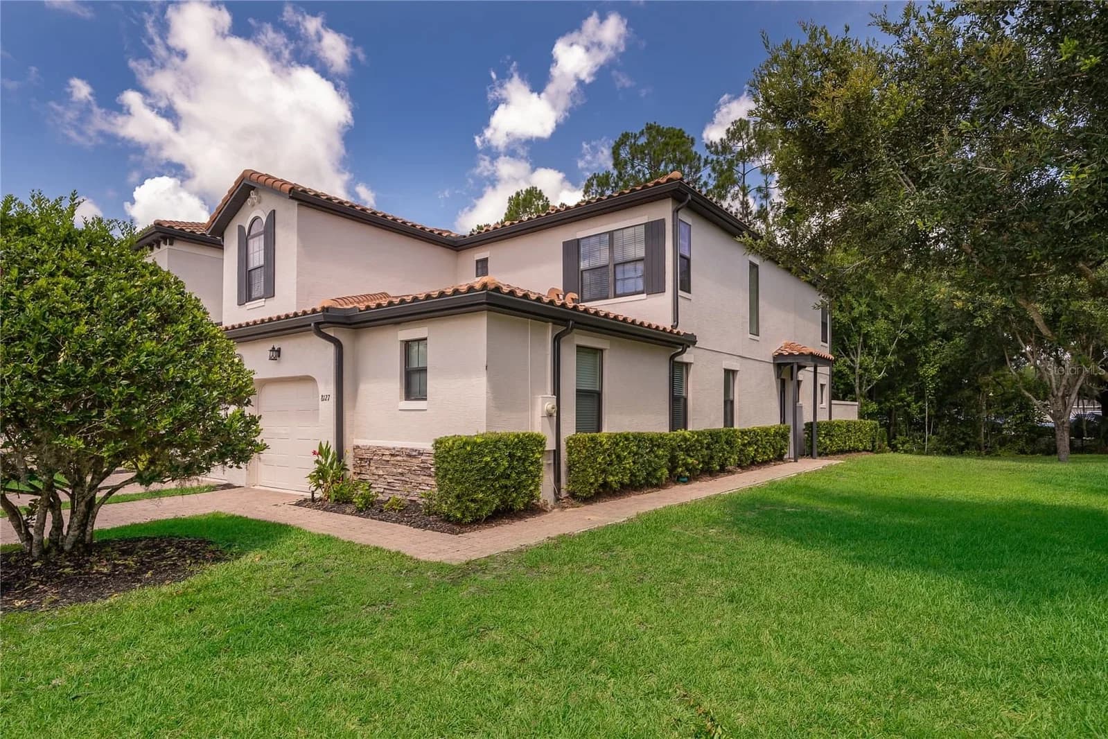 8127 ROSEVILLE 2