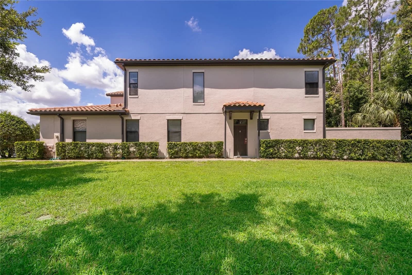 8127 ROSEVILLE 3