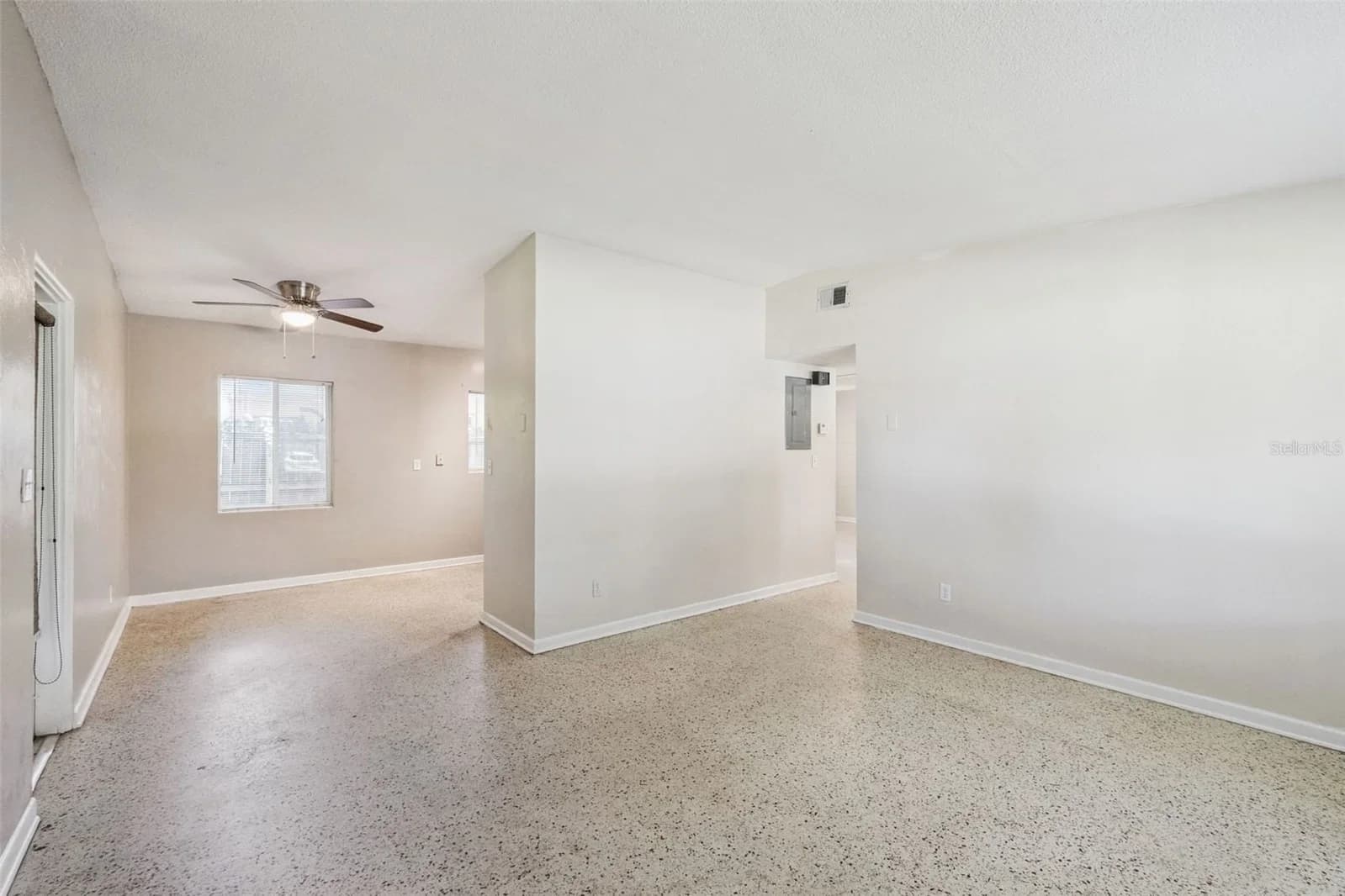 1416 BEATRICE, Orlando, FL 32810 3