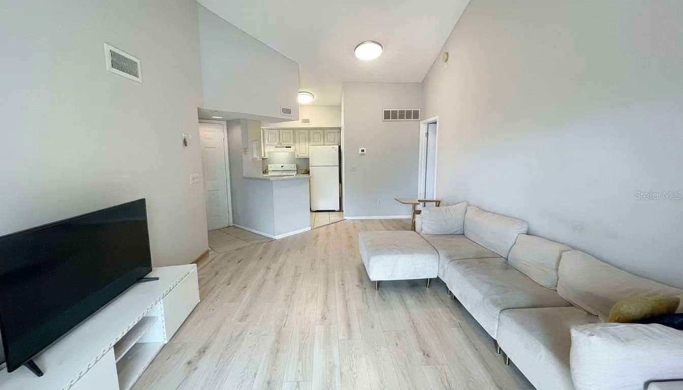 1972 LAKE ATRIUMS, Orlando, FL 32839 3