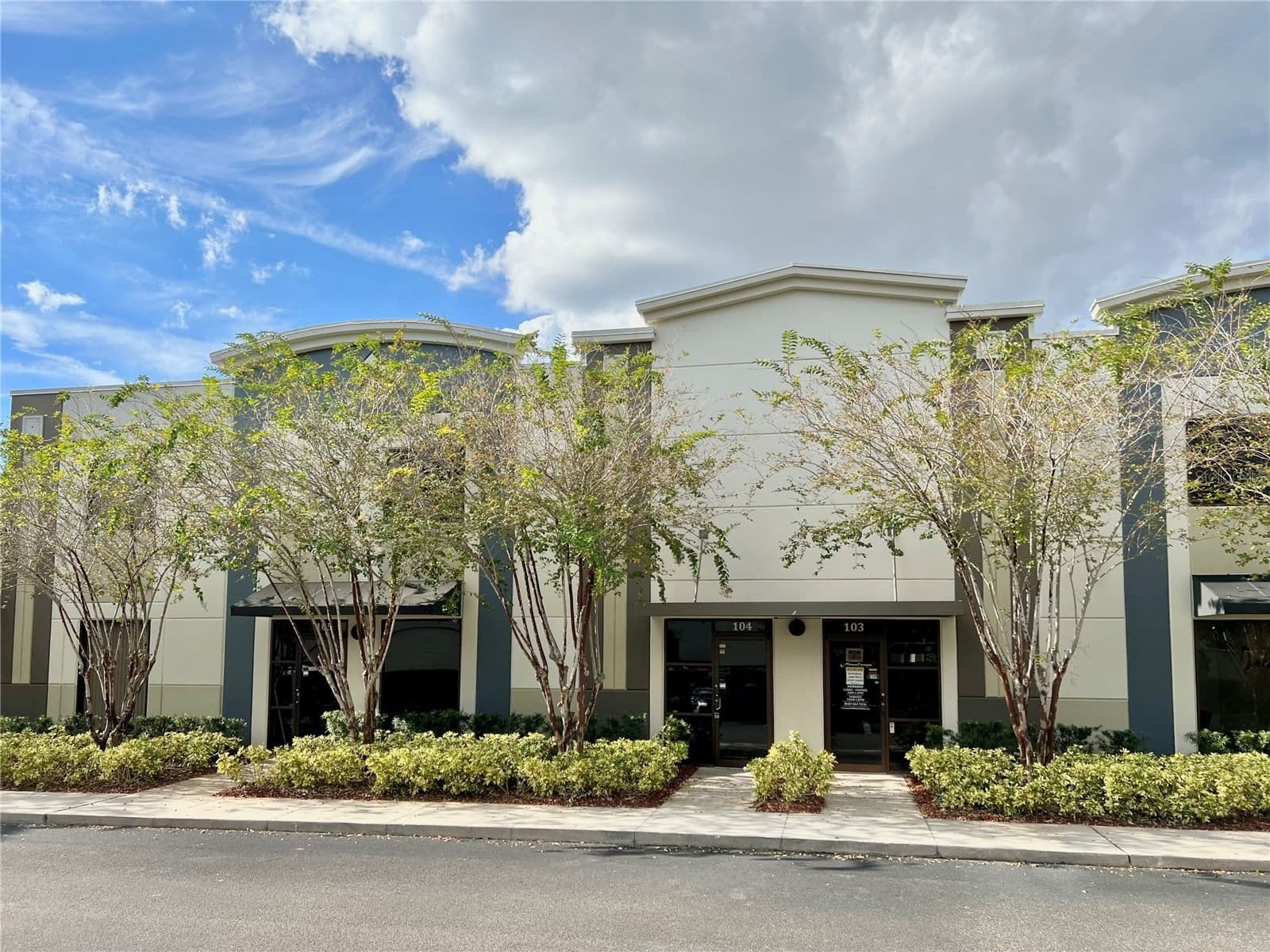 8600 COMMODITY, Orlando, FL 32819