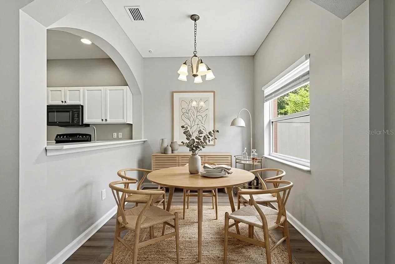 901 PINE POINTE 4