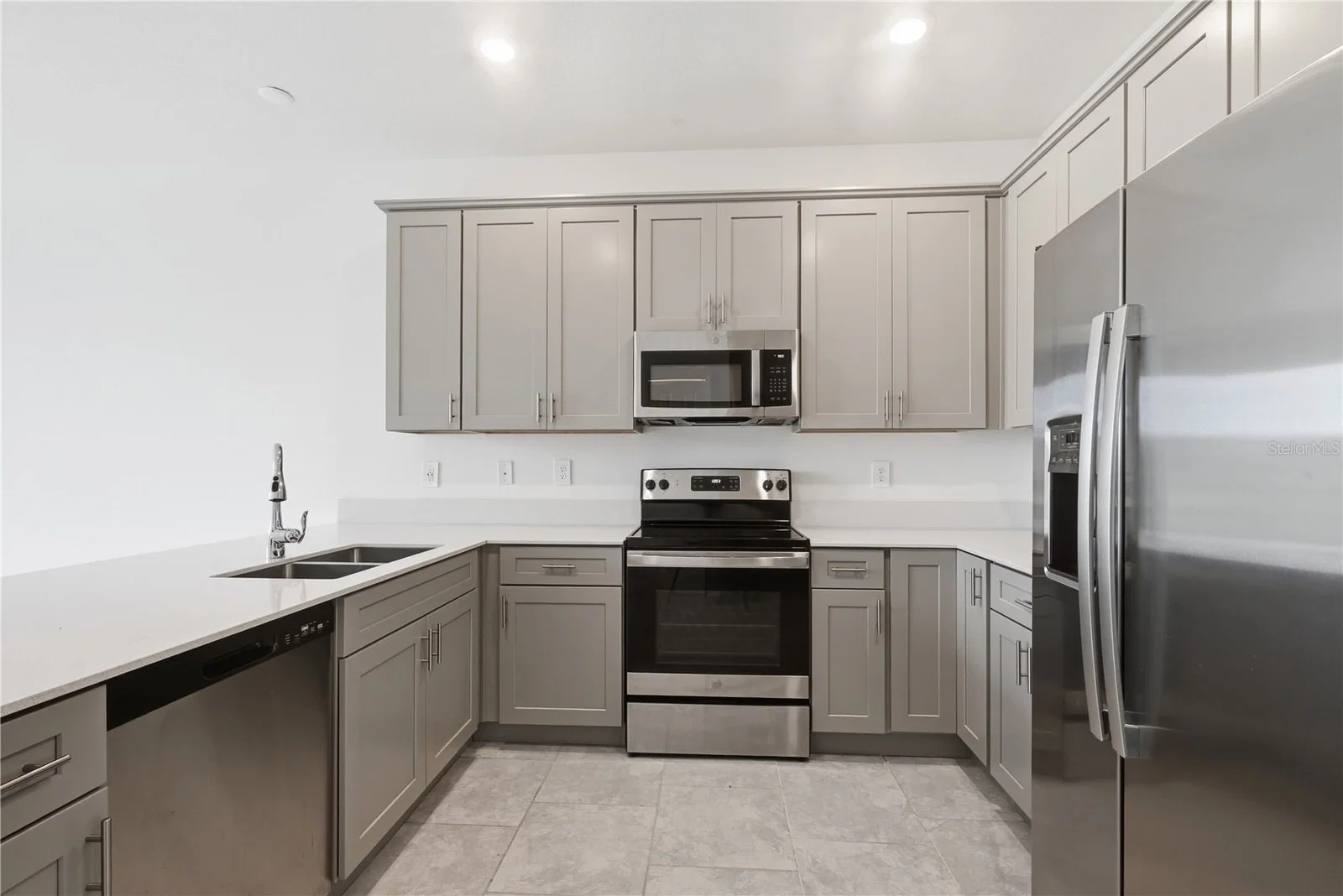 2312 BROOK MARSH LOOP 3